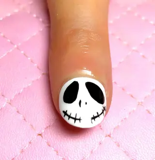 ネイル Li'leaNail AINAのネイルデザイン