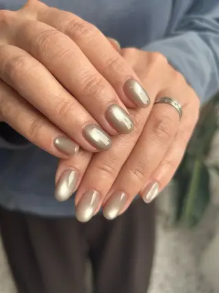 ネイル 小松 千冬snazzyのネイルデザイン