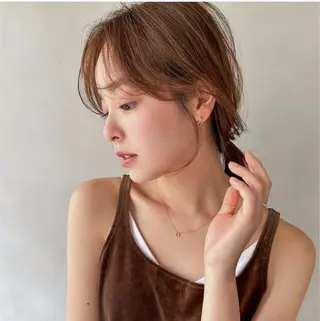 TERU ADACHIのヘアスタイル