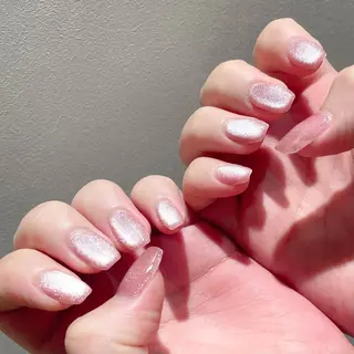 ネイル Rika🌼 シンプル•マグネットのネイルデザイン