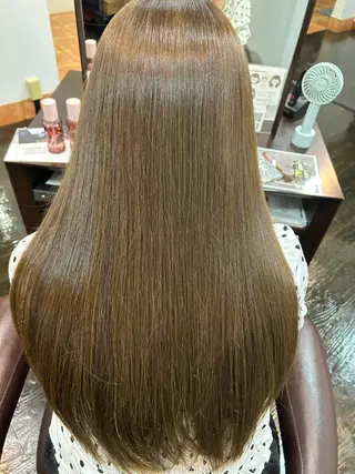 ロング カラー 康本将輝 ♦️髪質改善♦️のヘアスタイル