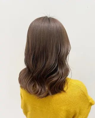 カラー 河野いずみ レイヤー/ボブ 🤍のヘアスタイル