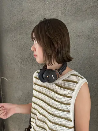 ショート レイヤーカット/ 酸性ストレート梅田のヘアスタイル