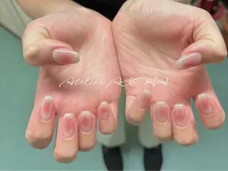 ミディアム アトリエAIHA★ フィルイン推奨サロンのネイルデザイン