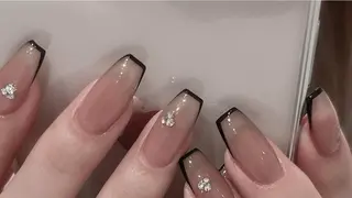 ネイル ネイリストヨ ヨのネイルデザイン