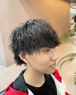 パーマ メンズ 西村あきや トレンド韓国ヘアのヘアスタイル
