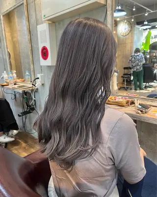 ロング カラー 安達 俊亮のヘアスタイル