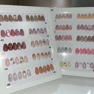 ネイル WHITE NAIL 大島のネイルデザイン