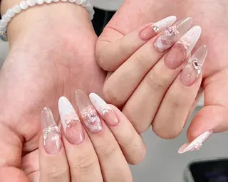 ネイル Pure&Rich Nailのネイルデザイン