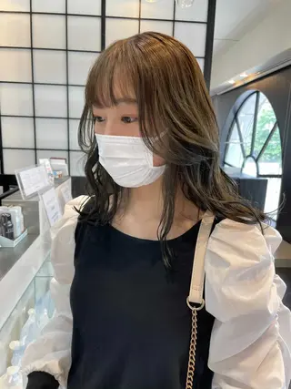 セミロング カラー パーマ ヘアアレンジ 山下 とよかのヘアスタイル