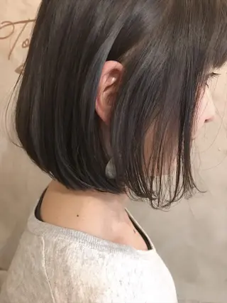 ミディアム さの あやねのヘアスタイル