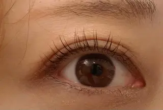 メンズ マツエク・マツパ irieアイリー 鈴木紀美の眉毛・アイブロウイメージ