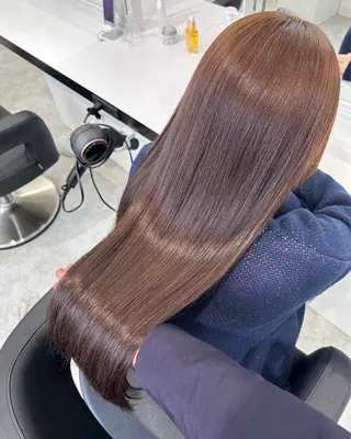 ロング レイヤーカット／ ハイトーン/Moeのヘアスタイル