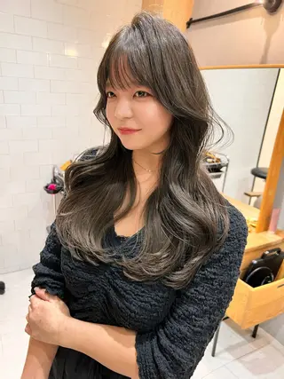 ロング カラー 篠塚 純のヘアスタイル