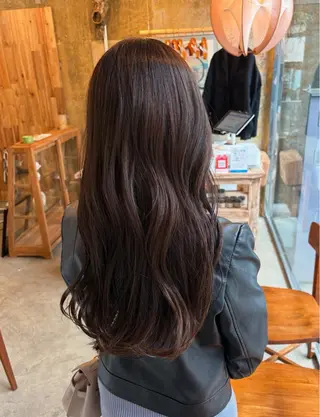 ロング カラー 柳瀬 和香奈のヘアスタイル