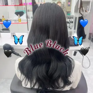 ミディアム ❤︎ワンホンガーリー なハイトーンヘア❤︎のヘアスタイル