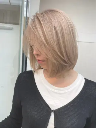 ショート カラー hachiyama rinaのヘアスタイル