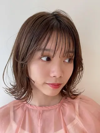 ショート カラー 梅田美容室 山崎海波のヘアスタイル