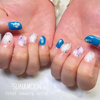 ネイル SUN&MOON REOのネイルデザイン