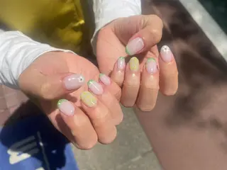 ネイル はばすみれ🎀ﾈｲﾙ 光ﾌｪｲｼｬﾙ ﾍｱのネイルデザイン