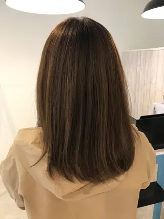 ミディアム 40代ママの 若見え専門美容師のヘアスタイル