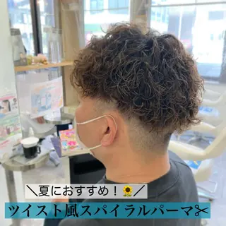 パーマ メンズ アイブロウ 池本 梨奈のヘアスタイル
