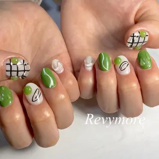 ショート ネイル nail salon Revymoreのネイルデザイン
