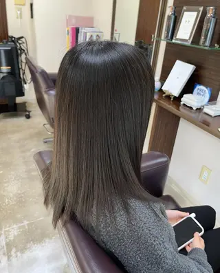 セミロング 澤崎 希望のヘアスタイル