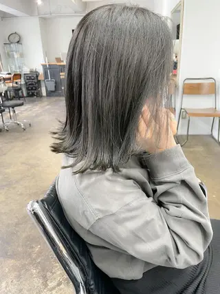 ショート カラー ✨ブリーチなし透明感 池袋 水野のヘアスタイル
