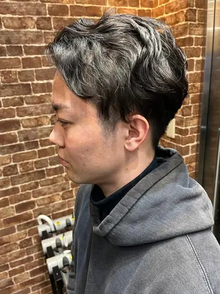 ショート カラー パーマ ヘアアレンジ メンズ キッズ ネイル マツエク・マツパ アイブロウ 久木原 ゆりのヘアスタイル