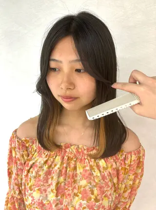 ミディアム 🎼レイヤー/透明感 カラー/nene♬のヘアスタイル