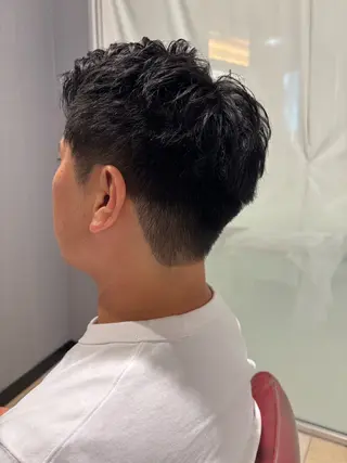 メンズ 🦖透明感カラー 🦖三橋広空のヘアスタイル