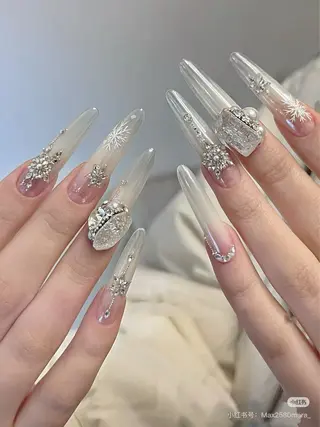 ネイル イブ ネイリのネイルデザイン