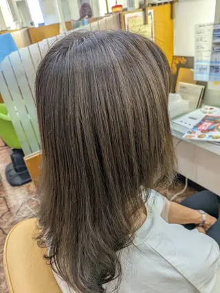 ミディアム カラー 大井 崚聖のヘアスタイル