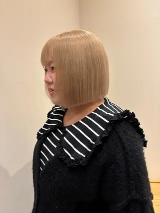 ショート カラー ENIF ヤマグチアツコのヘアスタイル