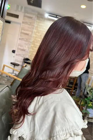 セミロング Lilly 中谷友里のヘアスタイル