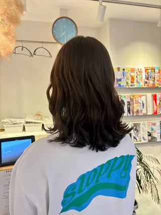 カラー 草野 亜弥のヘアスタイル