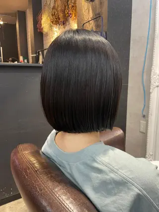 ショート 【aini天王寺】 𝐚𝐢𝐫𝐢✂︎のヘアスタイル