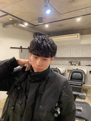 ショート パーマ メンズ 💈メンズカット 中野💈志賀 隼樹のヘアスタイル