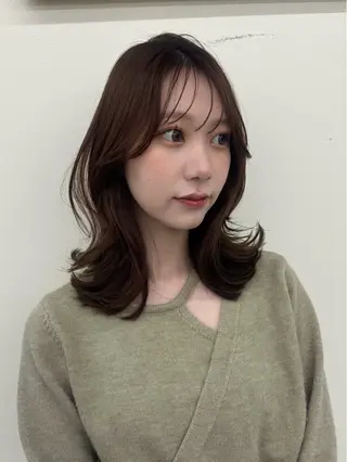 ミディアム レイヤーカット/髪質 改善/momo🎀のヘアスタイル