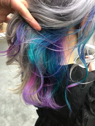 セミロング カラー 原宿サロン代表 デザインカラー伊藤卓のヘアスタイル