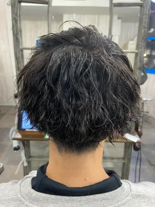 ショート パーマ メンズ カットパーマ✂️ 小坂田玲亜のヘアスタイル
