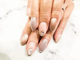 ネイル 矢野 美希のネイルデザイン