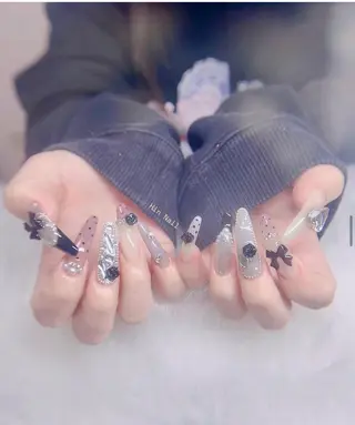 ネイル Hin Nailsのネイルデザイン