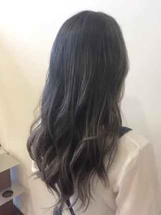 ロング カラー 松田 類生のヘアスタイル