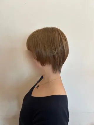 ショート カラー IT by ALBUM立川のヘアスタイル