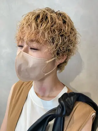 ショート パーマ ✳️ウルフ/メンズ/ スパイラルパーマ✳️のヘアスタイル