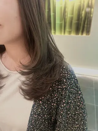 ロング カラー ヘアアレンジ チーフデザイナー 若林　麻衣のヘアスタイル