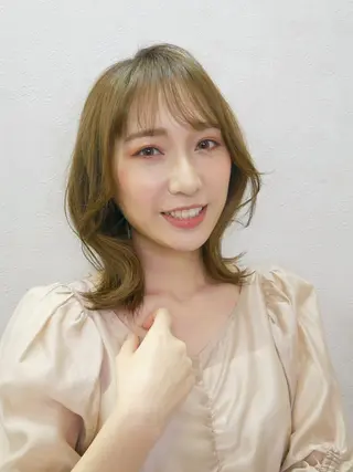 ミディアム カラー 大人レイヤー& 透明感カラー💄のヘアスタイル
