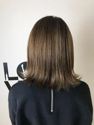 ミディアム カラー 湯浅 了一のヘアスタイル